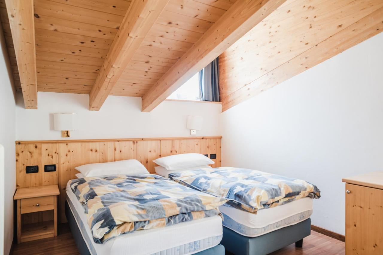 Residence Dolomia Pozza di Fassa Exterior photo