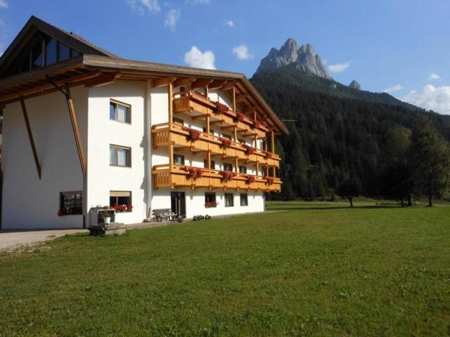Residence Dolomia Pozza di Fassa Exterior photo